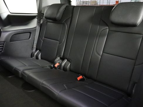 Used 2018 Chevrolet Tahoe LT AWD/4WD image 10