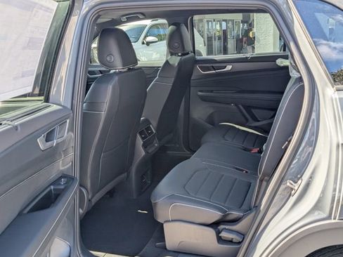New 2026 Volkswagen Atlas Cross Sport SEL R-Line AWD/4WD image 13