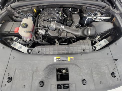 Used 2025 Jeep Grand Cherokee L Laredo AWD/4WD image 9