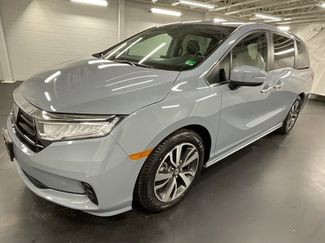 Certified 2024 Honda Odyssey Touring video 1