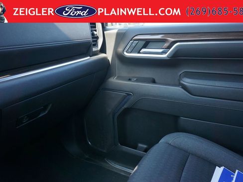 Used 2023 Chevrolet Silverado 1500 LT AWD/4WD image 30