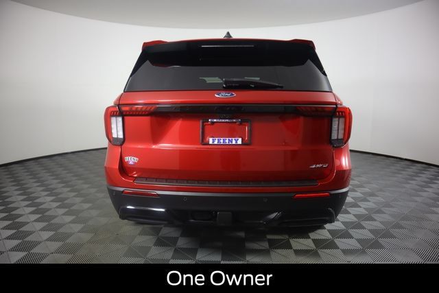 Used 2025 Ford Explorer ST-Line w/ Premium Package AWD/4WD image 6