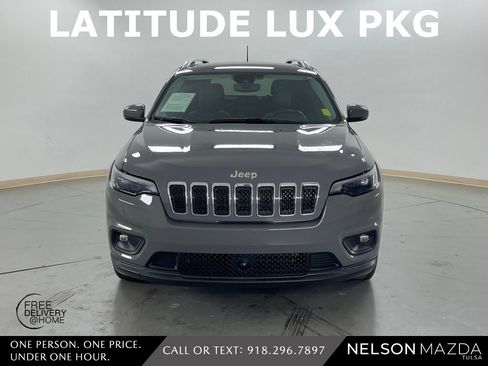 Used 2021 Jeep Cherokee Latitude Lux w/ Sun & Sound Group image 2