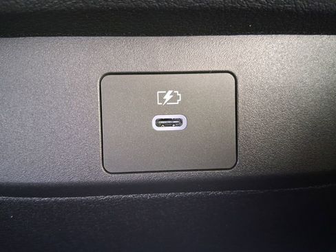 New 2026 Nissan Sentra SV w/ SV Convenience Package FWD image 25