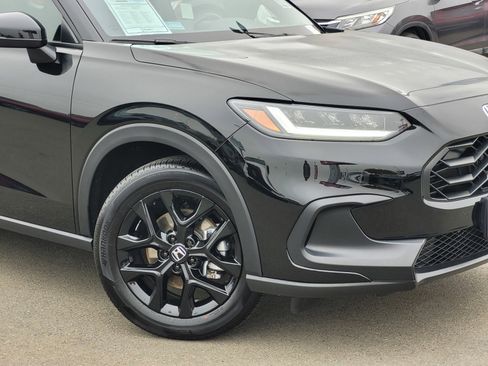 Certified 2024 Honda HR-V Sport image 3