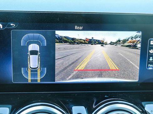 Certified 2025 Mercedes-Benz GLA 250 image 22