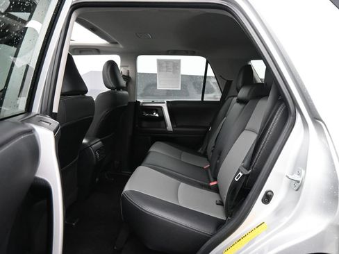 Used 2023 Toyota 4Runner SR5 Premium w/ Moonroof Package RWD image 17