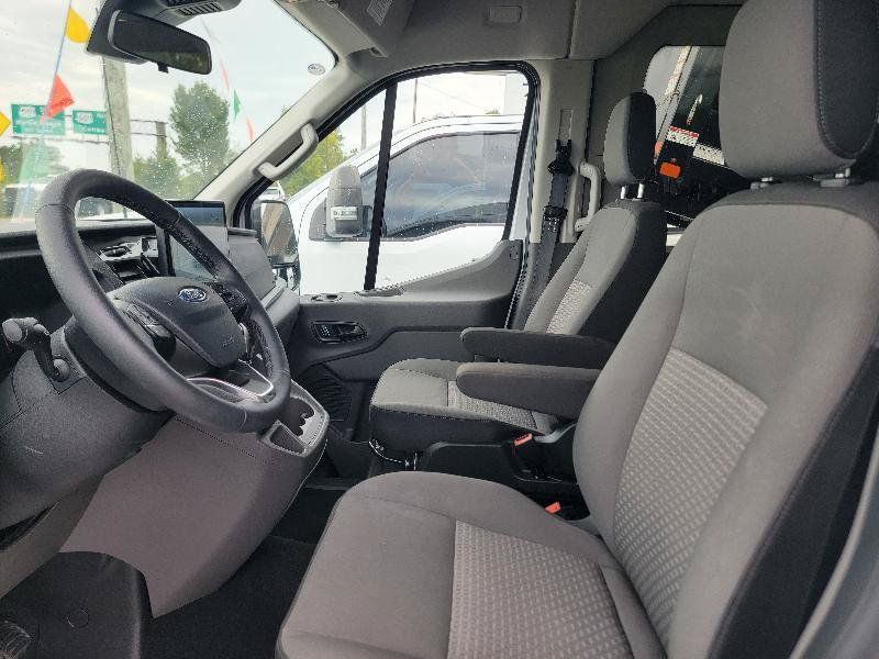 Used 2026 Ford Transit 350 XLT RWD image 11