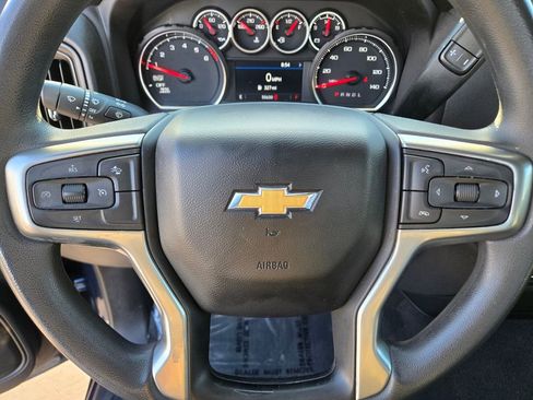 Used 2022 Chevrolet Silverado 1500 Custom w/ Safety Confidence Package image 21