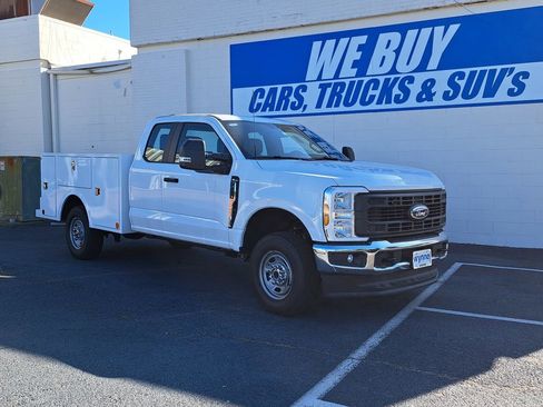 New 2026 Ford F250 XL w/ XL Chrome Package AWD/4WD image 1