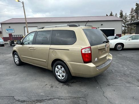 Used 2009 Kia Sedona LX w/ PWR Pkg image 6