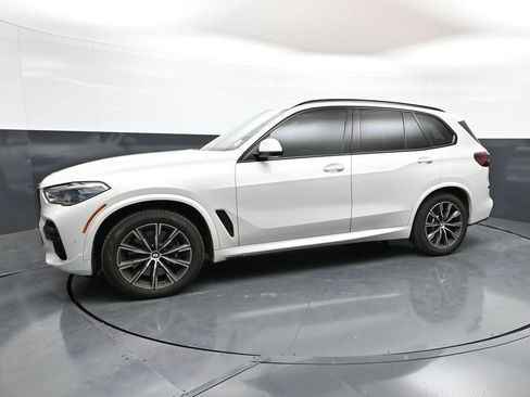 Used 2023 BMW X5 M50i w/ Executive Package AWD/4WD image 38