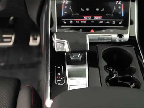 New 2026 Audi Q8 Prestige image 21