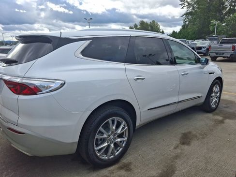 Used 2024 Buick Enclave Premium w/ Experience Buick Package AWD/4WD image 6