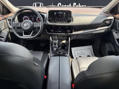 Used 2023 Nissan Rogue Platinum w/ Platinum Premium Package AWD/4WD image 10