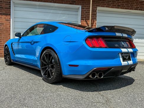 Used 2017 Ford Mustang Shelby GT350 w/ Electronics Package RWD image 19