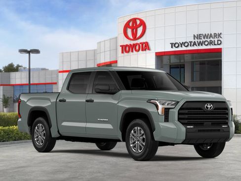 New 2026 Toyota Tundra SR5 AWD/4WD image 17