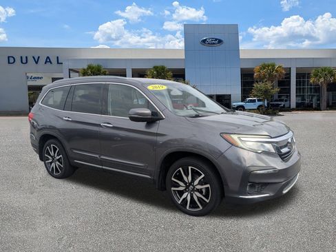 Used 2019 Honda Pilot Touring image 2