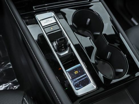 New 2026 Volkswagen Atlas Cross Sport SE image 31