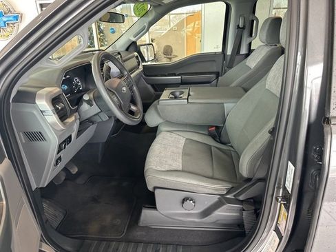 Used 2023 Ford F150 XLT image 8