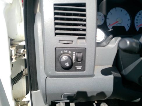 Used 2007 Dodge Ram 1500 Truck SLT w/ Trailer Tow Group AWD/4WD image 34