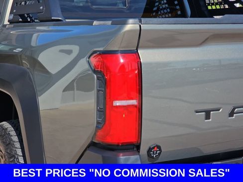 Used 2025 Toyota Tacoma 4x4 Double Cab Hybrid image 39