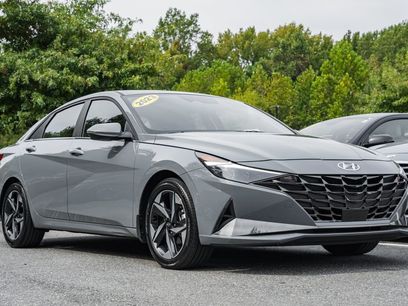 Certified 2023 Hyundai Elantra Limited