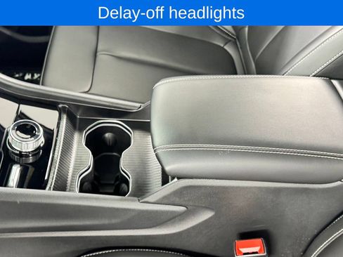 Used 2025 Jeep Grand Cherokee Limited AWD/4WD image 34