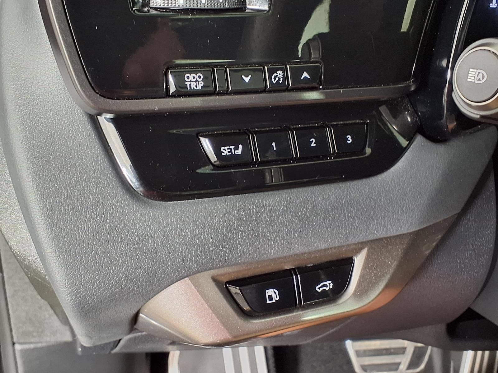 Used 2024 Lexus RX 500h F Sport w/ Convenience Package AWD/4WD image 26