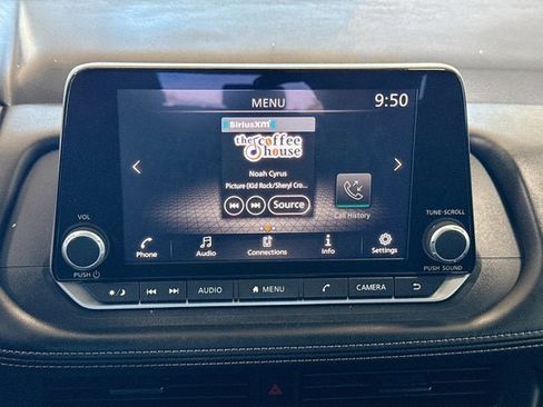 Certified 2025 Nissan Rogue S image 15