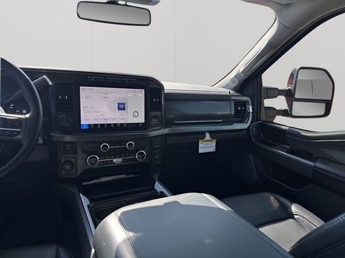 Used 2024 Ford F250 Lariat w/ Lariat Ultimate Package image 24