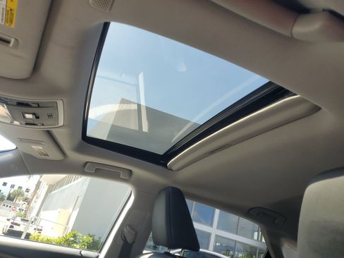 Certified 2021 Lexus RX 350 FWD w/ Premium Package image 18