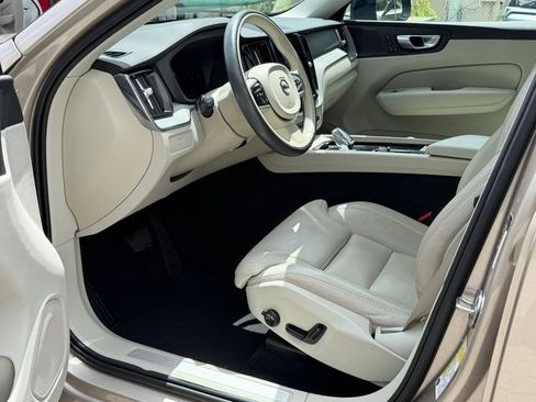 Certified 2024 Volvo XC60 B5 Ultimate AWD/4WD image 13