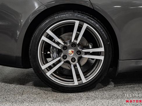 Used 2016 Porsche Panamera 4 Edition image 11