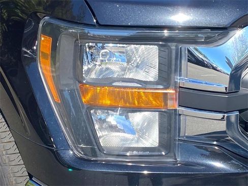 Used 2023 Ford F150 XLT image 4