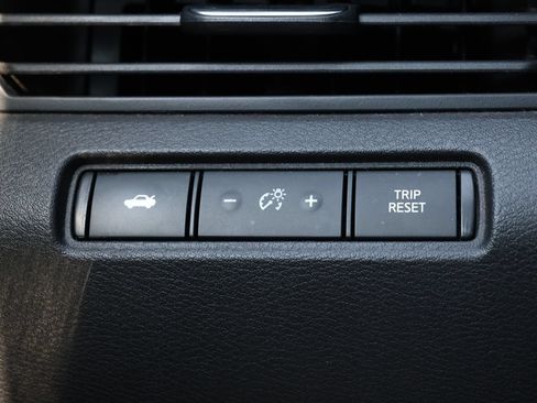 Used 2023 Nissan Altima 2.5 SV AWD/4WD image 23