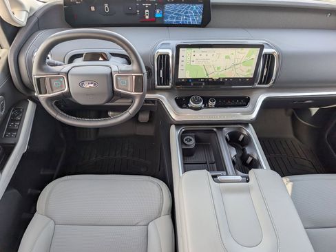 New 2026 Ford Expedition Max Platinum w/ Driver's Package image 6