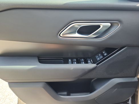 Used 2026 Land Rover Range Rover Velar S image 24