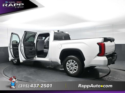 Used 2025 Toyota Tundra SR5 AWD/4WD image 39