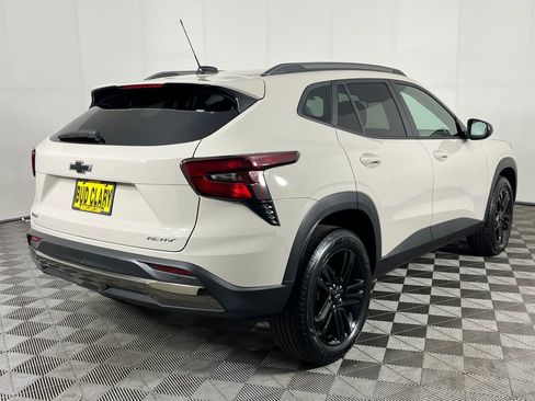 New 2026 Chevrolet Trax ACTIV w/ Driver Confidence Package FWD image 6