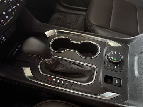 Used 2023 Chevrolet Traverse High Country w/ LPO, Floor Liner Package image 39