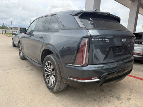 Used 2026 Cadillac Escalade IQ Sport 1 AWD/4WD image 2