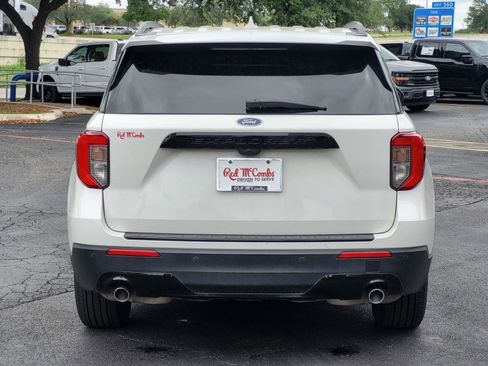 Certified 2023 Ford Explorer ST-Line RWD image 5