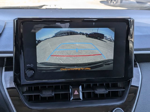 Used 2025 Toyota Corolla LE FWD image 29