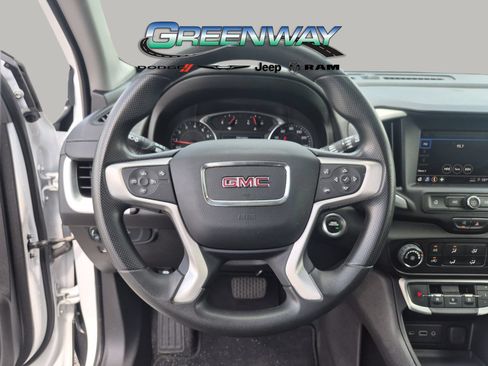 Used 2024 GMC Terrain SLE FWD image 23