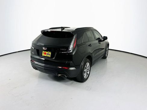 Used 2023 Cadillac XT4 Sport w/ Technology Package image 9