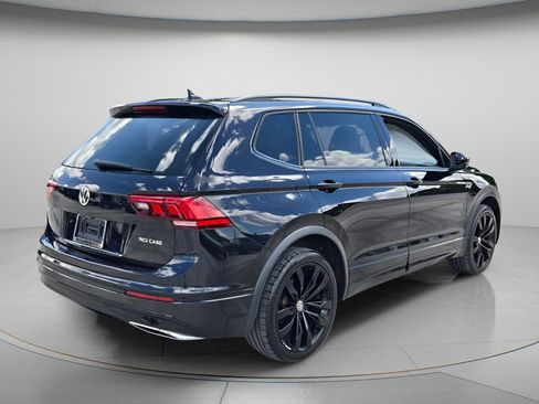 Certified 2021 Volkswagen Tiguan SE R-Line FWD image 7