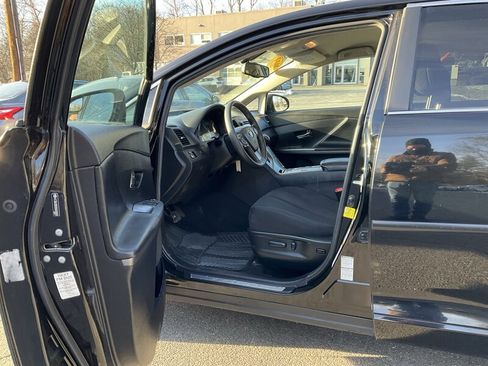 Used 2013 Toyota Venza LE image 13