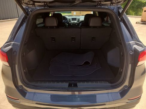 Used 2022 Chevrolet Equinox RS FWD image 8