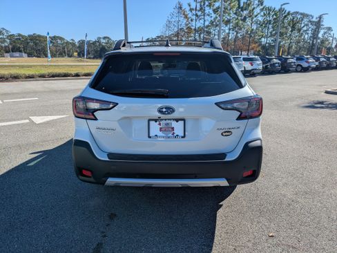 Certified 2024 Subaru Outback Limited image 5